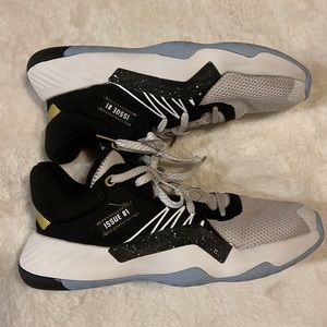 Men's Black and White Athletic Shoes
